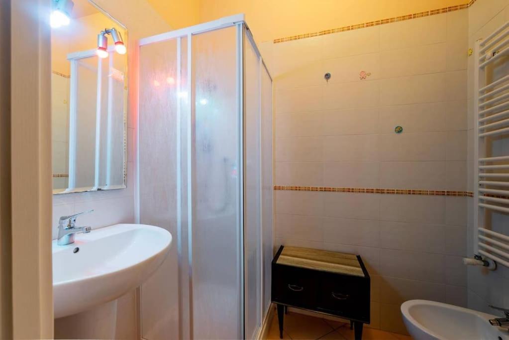 Arts House Apartment Bari Luaran gambar